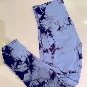 SoulCycle Nux seamless leggings in blue tie dye